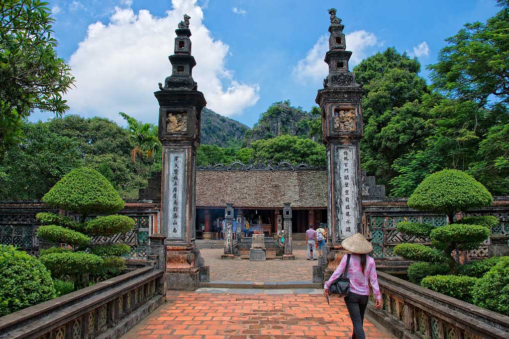 Ninh Binh Day Trip From Hanoi